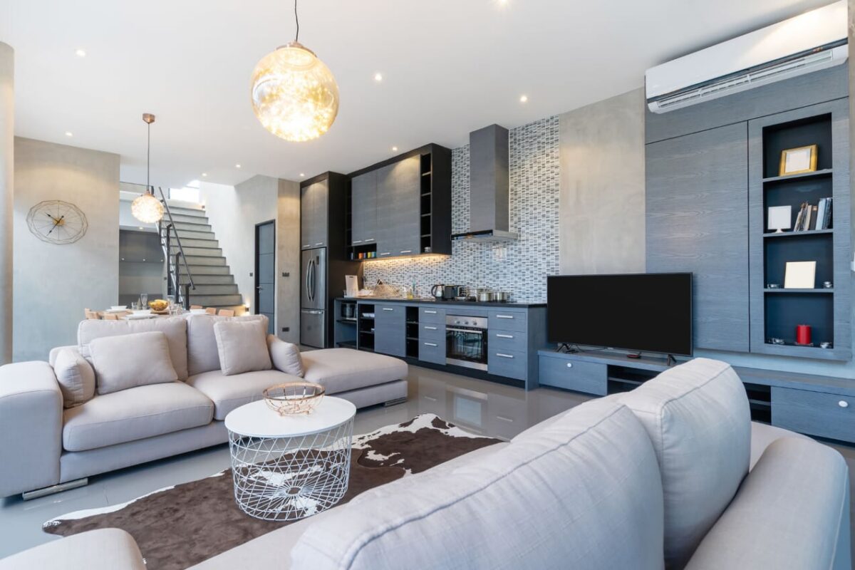 6 Bedrooms, Bungalow